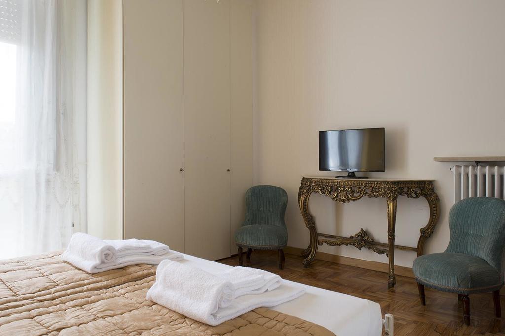 Rooms Villa Bergamo Airport Scanzorosciate Kültér fotó
